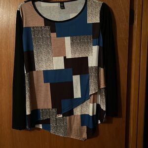 Ladies plus size top size 2x Emery Rose